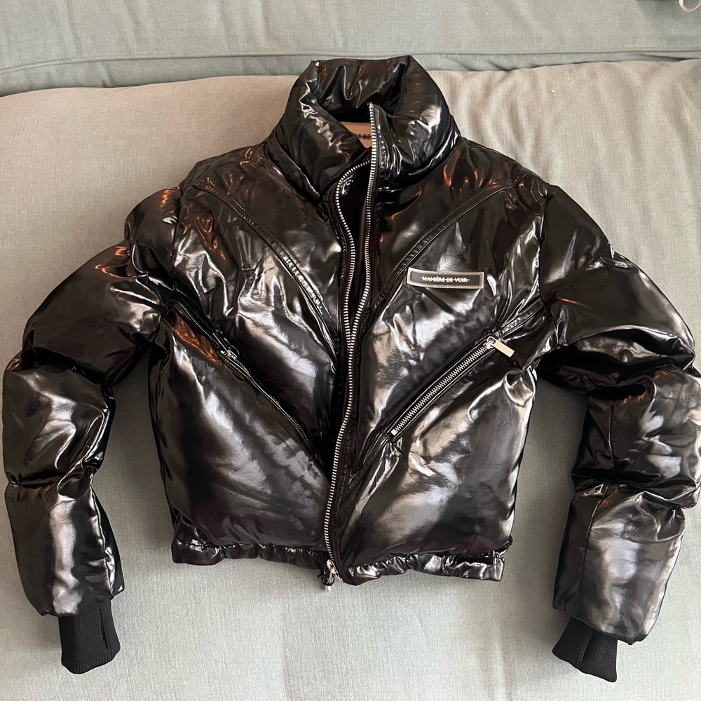 Manière De Voir Shiny Black Cropped Puffer Jacket